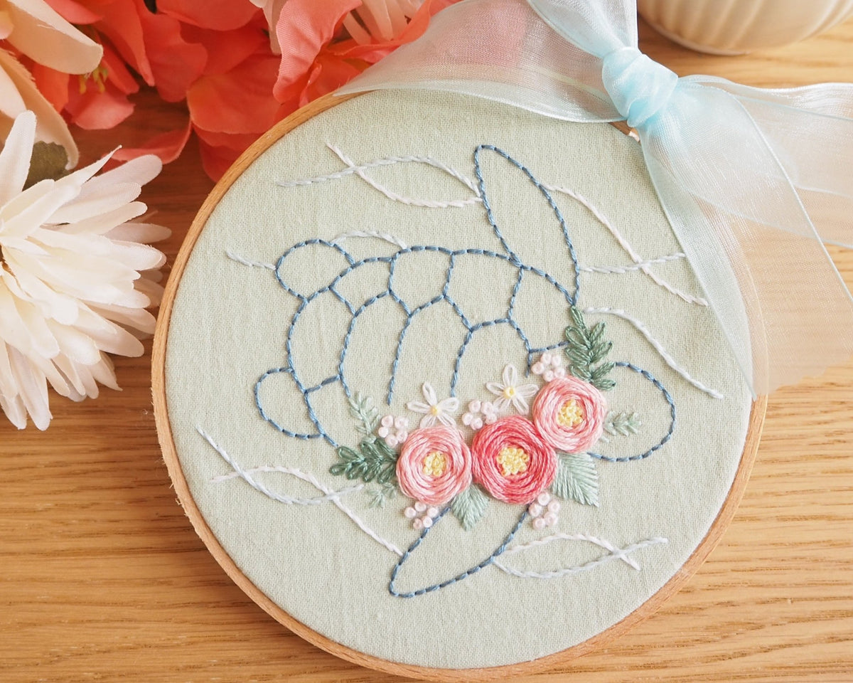 5" Beginner Green Turtle Embroidery Kit - Shop at Persephone's Hearth