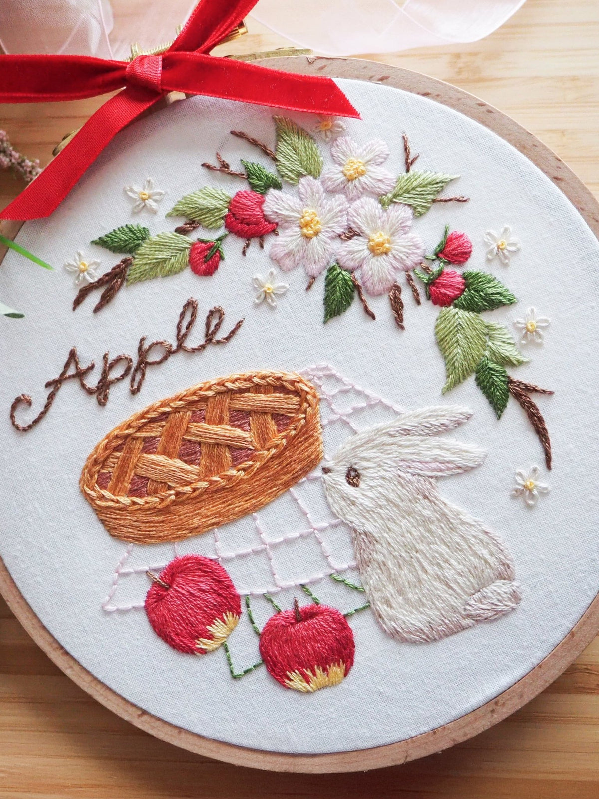 6" Apple Pie Embroidery Kit - Shop at Persephone's Hearth