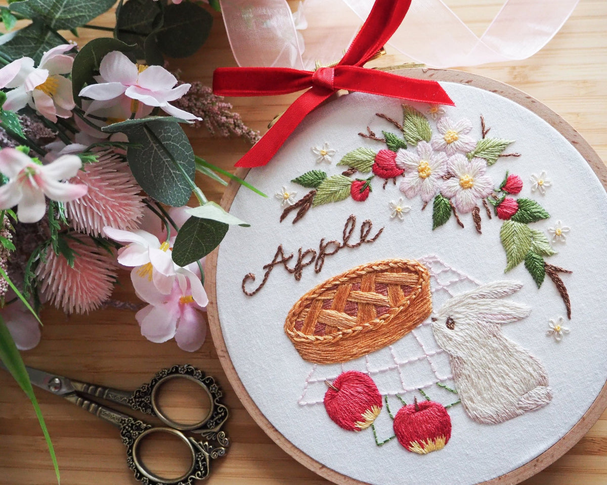 6" Apple Pie Embroidery Kit - Shop at Persephone's Hearth