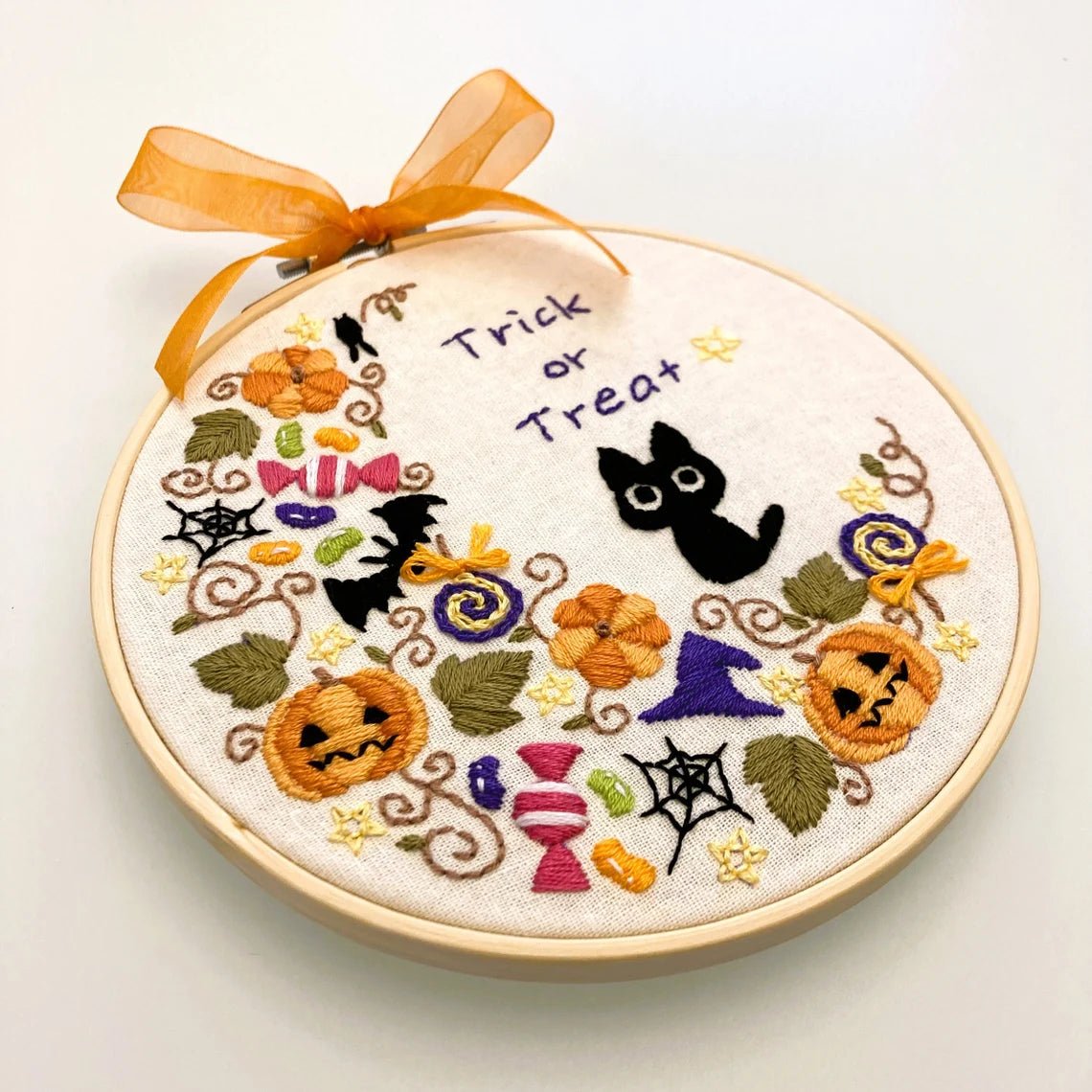 6" Beginner Halloween Cat Embroidery Kit - Shop at Persephone's Hearth