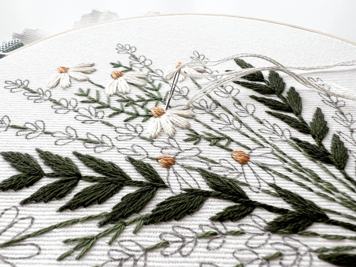 6" Beginner Lavender and Daisies Embroidery Kit - Shop at Persephone's Hearth