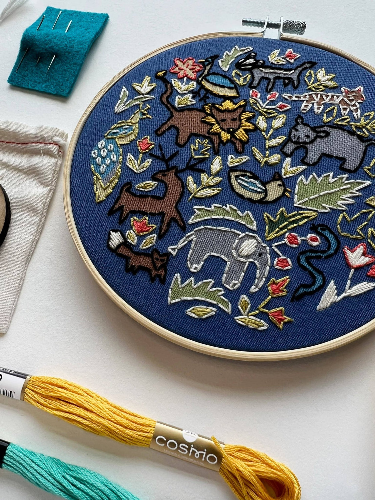 6" Beginner Wildlife Embroidery Kit - Shop at Persephone's Hearth