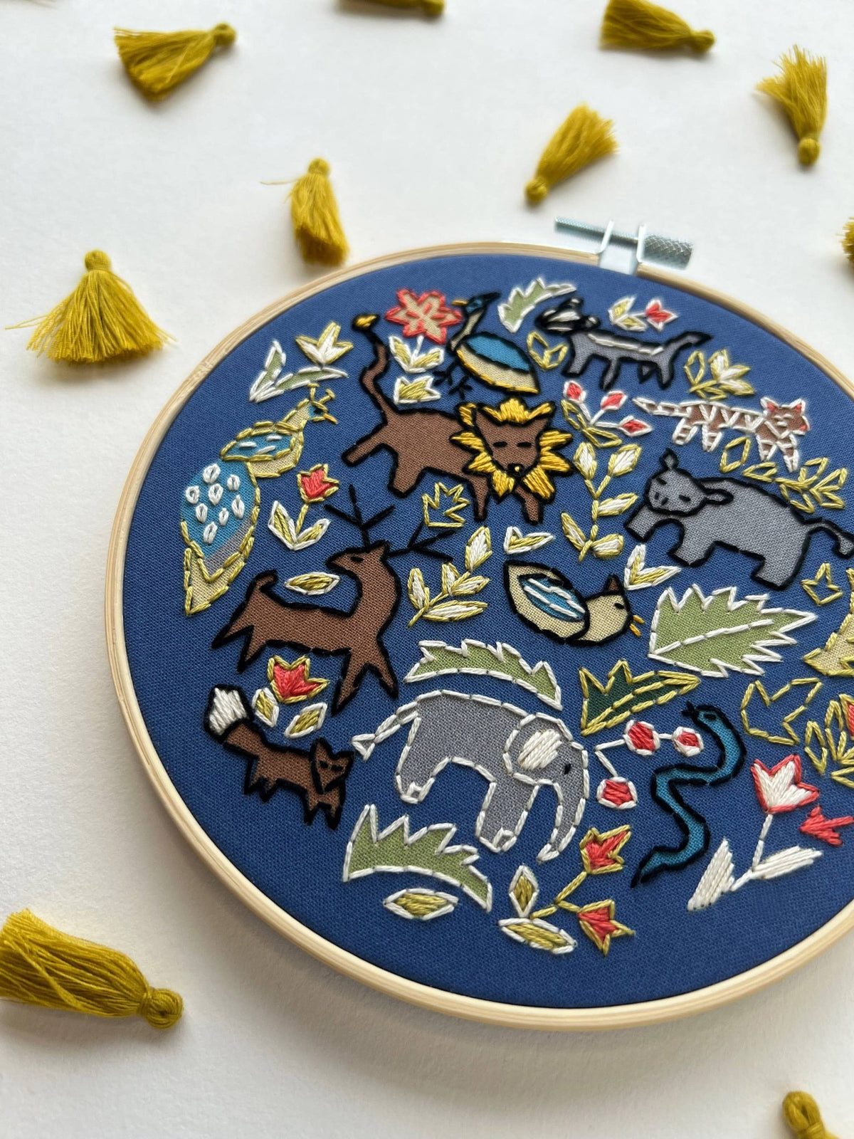 6" Beginner Wildlife Embroidery Kit - Shop at Persephone's Hearth