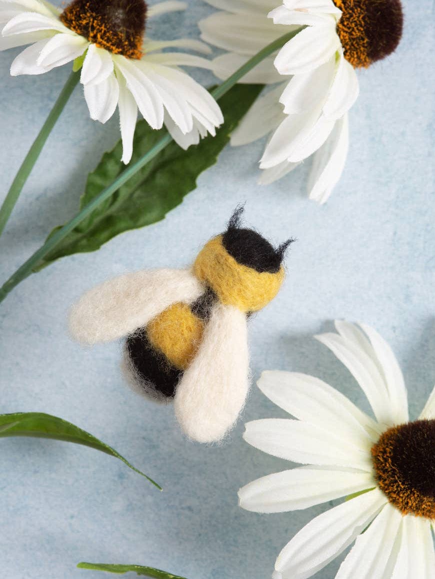 Beginner Mini Bee Brooch Needle Felting Craft Kit - Shop at Persephone's Hearth