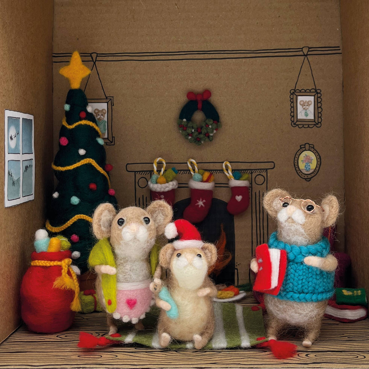 Bergin & Bath Needle Felting Kit *Pre-order* Deluxe Christmas Mouse Advent Calendar Needle Felting Kit