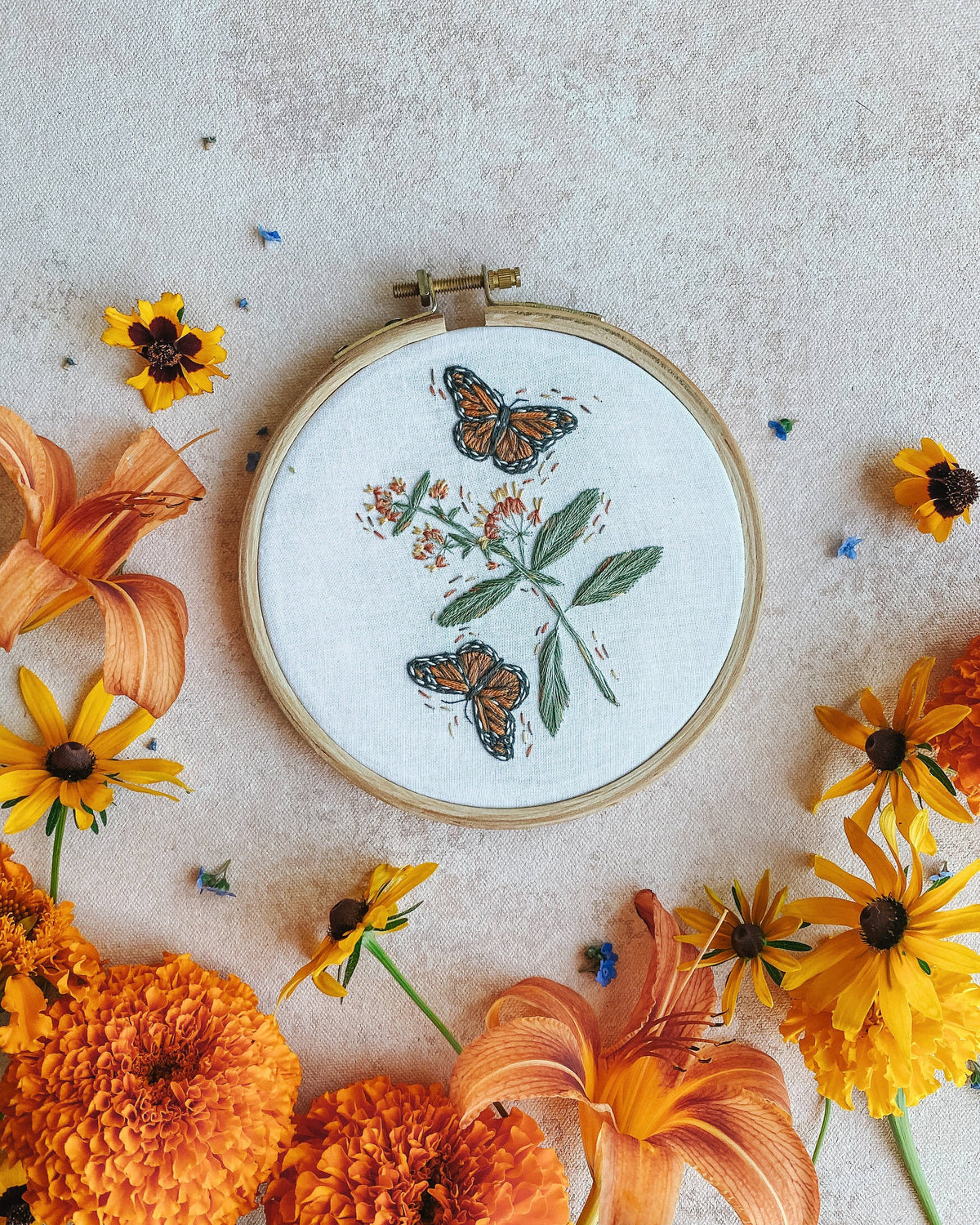 Harvest Goods Co. Embroidery Kit 5" Beginner Monarchs & Milkweeds Embroidery Kit