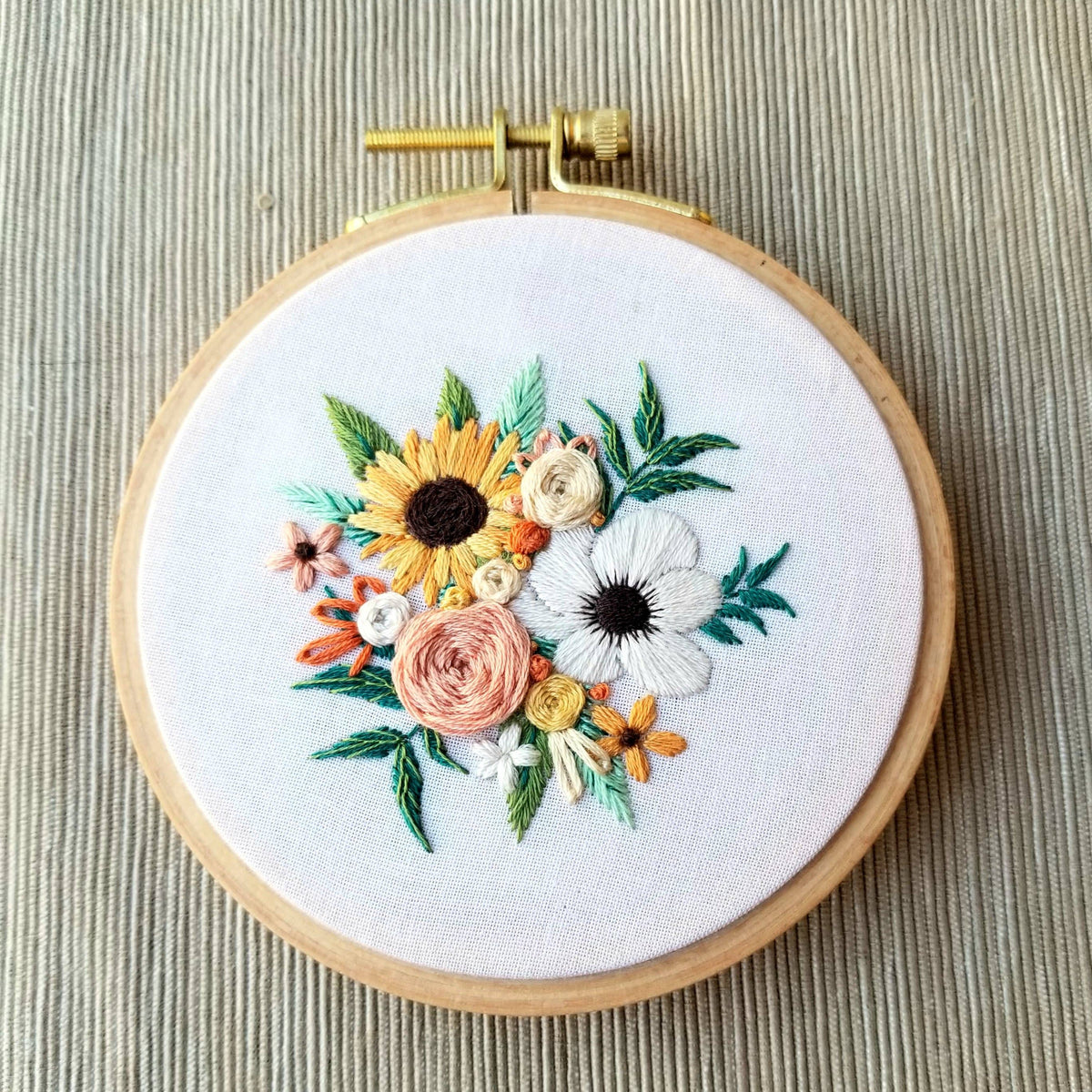 Jessica Long Embroidery Cozy Harvest Beginner Embroidery Kit