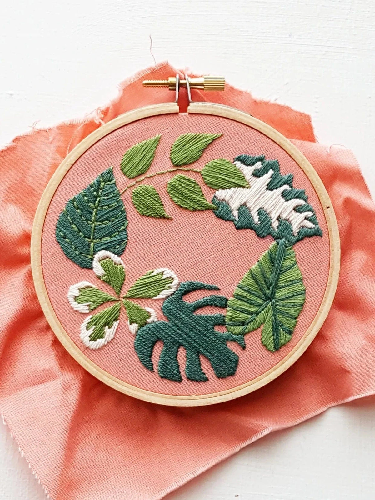 Jessica Long Embroidery Embroidery Kit 4" Beginner Tropical Plants Embroidery Kit