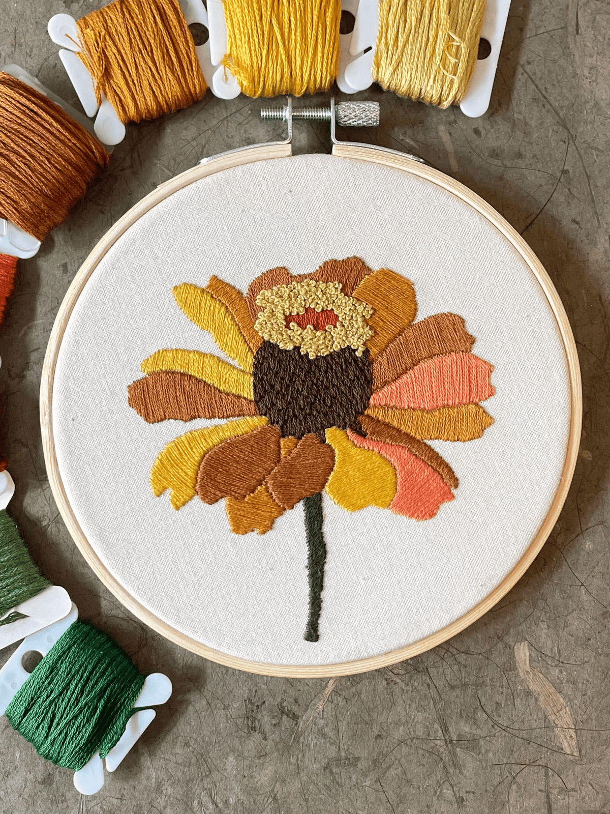 Kate Wyatt Fine Art Embroidery Kit 5" Beginner Zinnia No. 1  Embroidery Kit