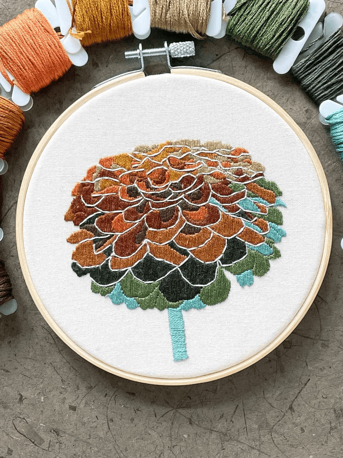 Kate Wyatt Fine Art Embroidery Kit 5" Beginner Zinnia No. 2 Embroidery Kit