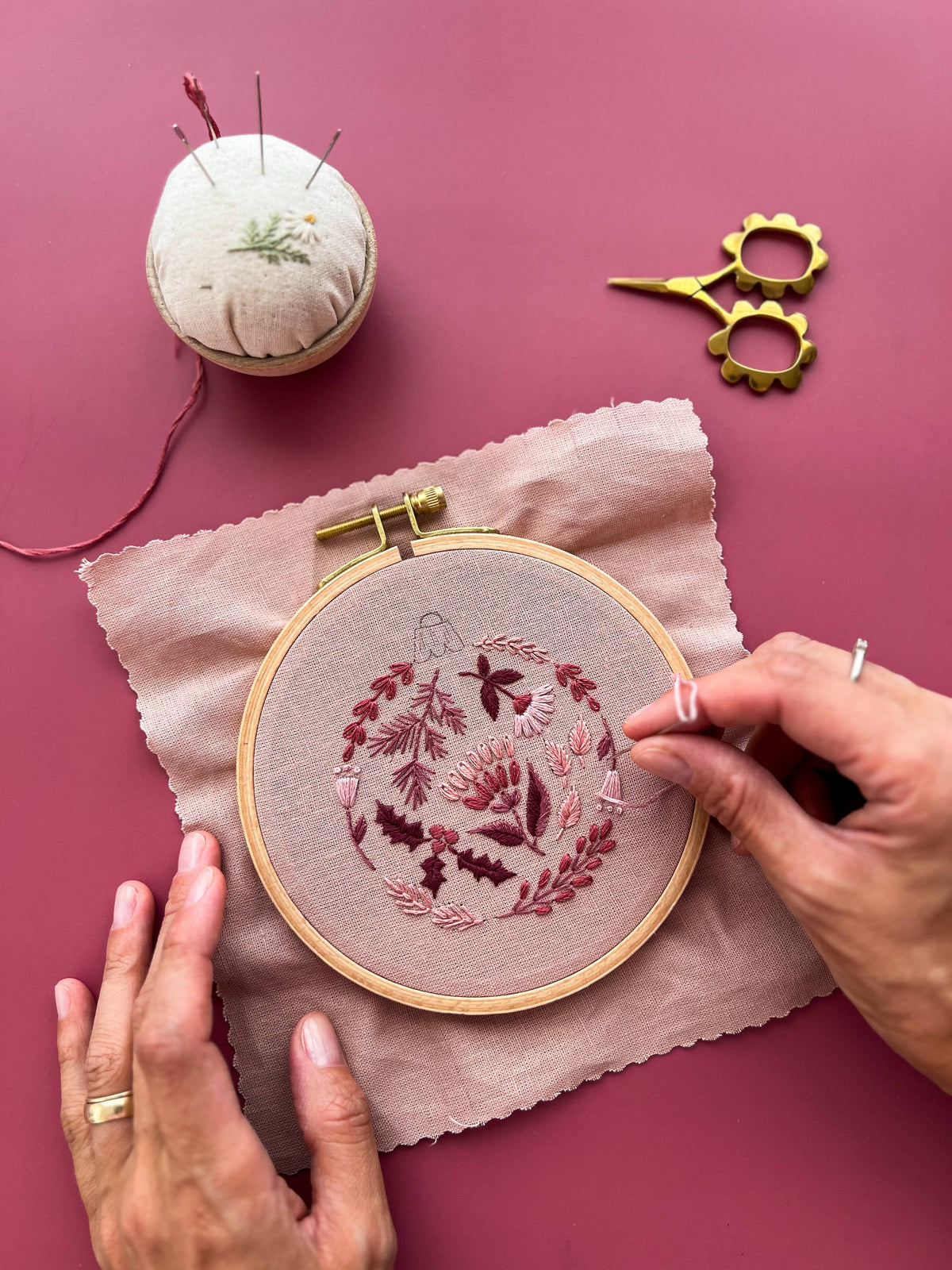 Matryoshka Doll Shop Christmas Bauble Embroidery Kit, Tree Ornament Craft Kit DIY