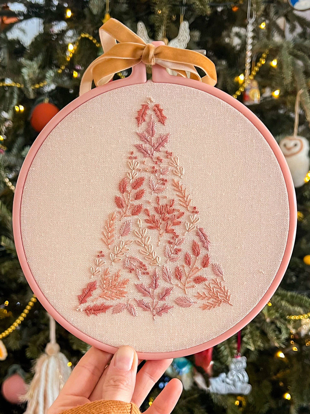 Matryoshka Doll Shop Embroidery Kit 7" Pink Christmas Tree Embroidery Kit