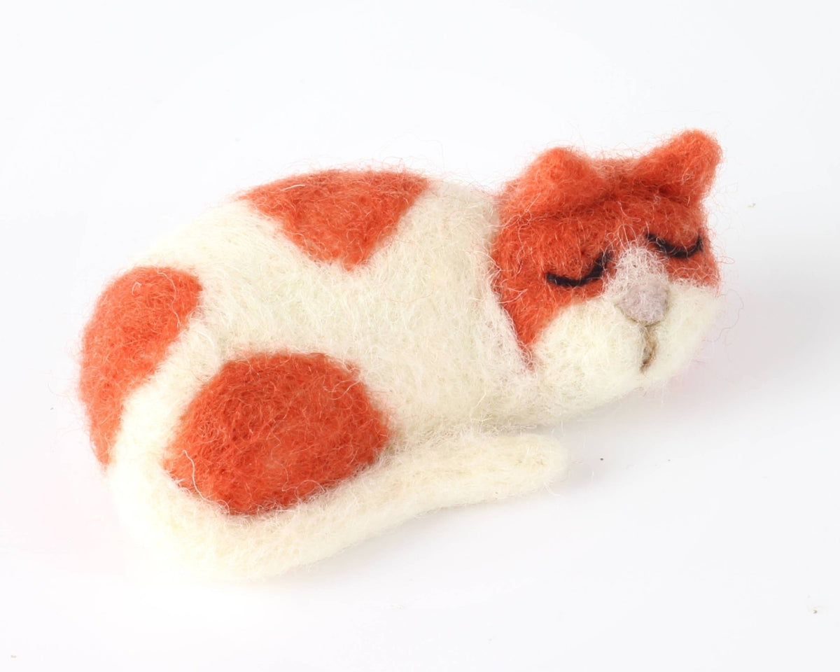 Beginner Mini Cat Brooch Needle Felting Craft Kit - Shop at Persephone's Hearth